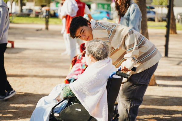 Charlas con abuelitos